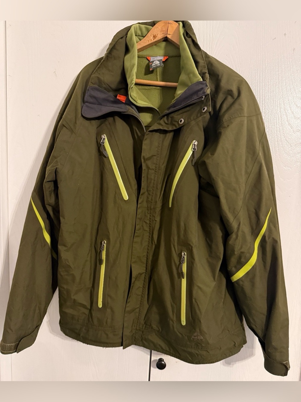 Nike ACG Storm-FIT Therma Jacket vintage Y2K olive green mens large gorpcore
